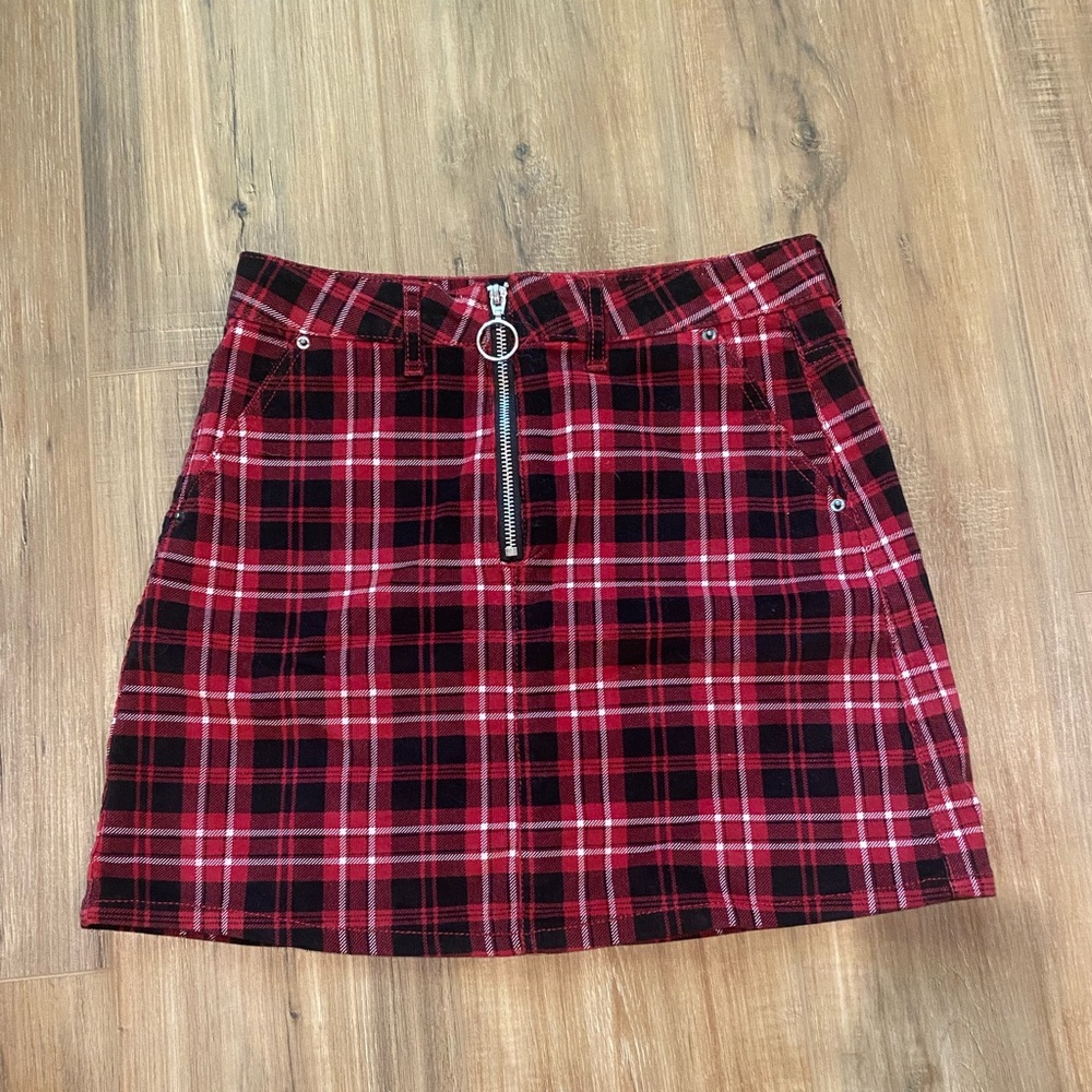 Vanilla Star Red/White/Black Plaid Front Zip Up Mini Skirt Size 1